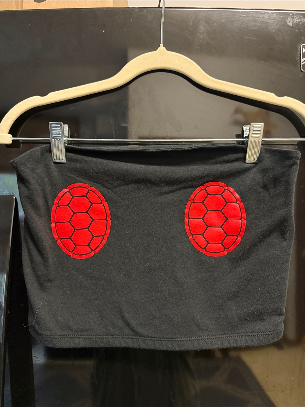 Wild Fable Women’s. UMD Black Tube Top with Red Turtle Shell Details